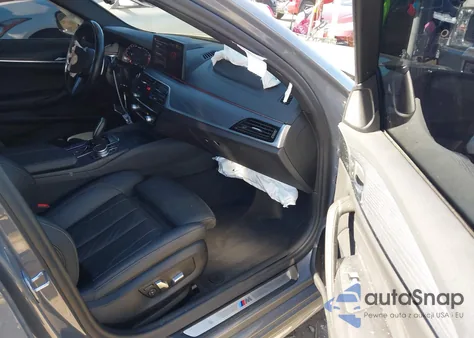 2021 BMW 540I z USA, uszkodzony, nr VIN WBA53BJ06MWX31975